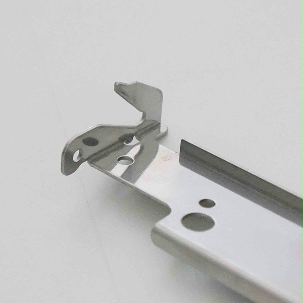 不銹鋼五金沖壓頭部細節