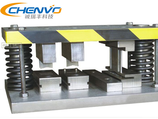 汽車沖壓模具走向高端化-深圳誠(chéng)瑞豐五金沖壓廠 汽車沖壓模具走向高端化-深圳誠(chéng)瑞豐五金沖壓廠